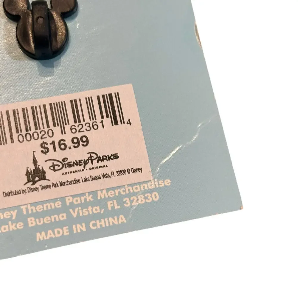 Disney Donut Shop Stitch Limited Edition Pin on Original Card 2018 LE - Picture 5 of 5